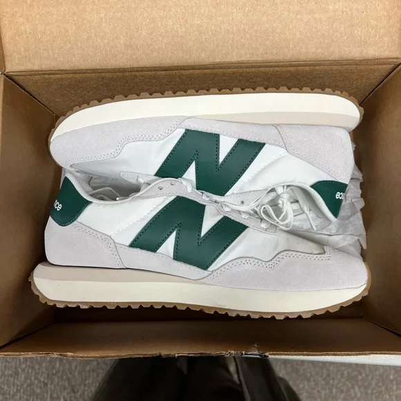 New Balance | Shoes | Mens New Balance 237 Sneakers Brand  display picture 2